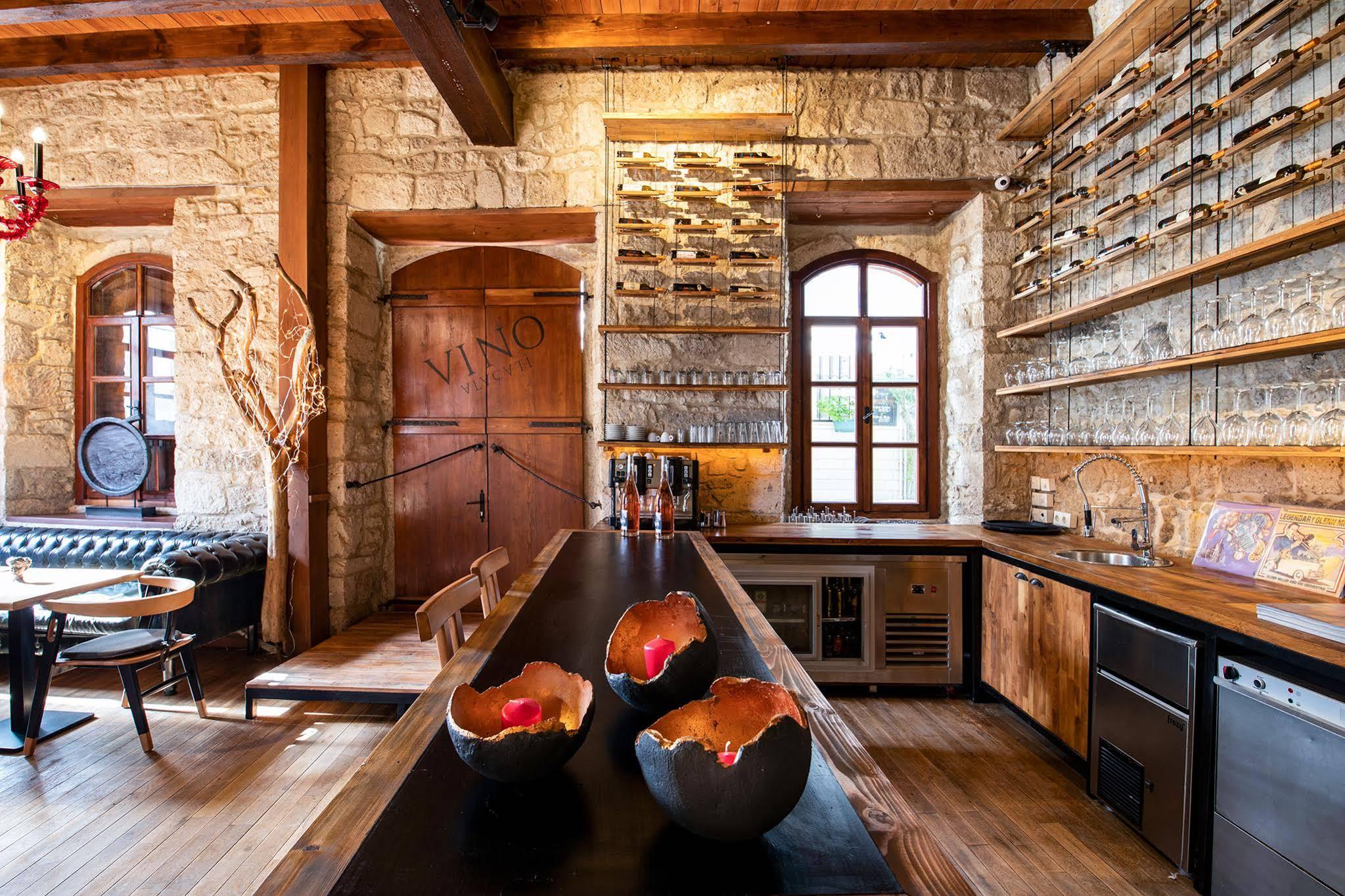 Vino Alaçatı Luaran gambar